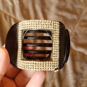 NWOT faux diamond hair clip